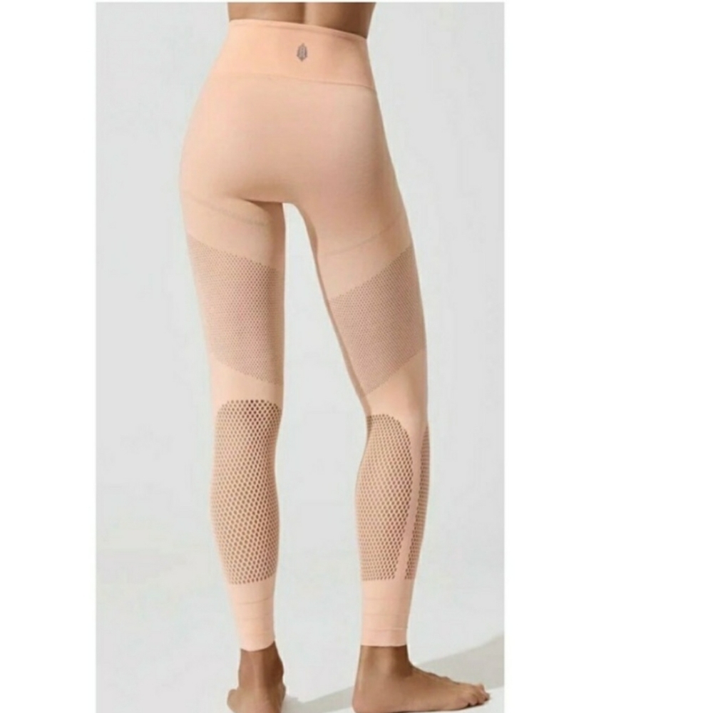 Free people movement sculpt mesh leggins